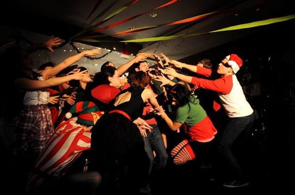 Photo Coverage: Joe Iconis Celebrates Christmas in Concert Image