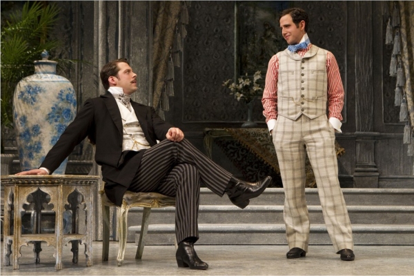 Photo Flash: Roundabout's THE IMPORTANCE OF BEING EARNEST Image
