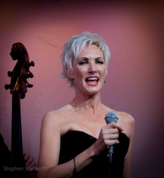 Photo Coverage: Amra-Faye Wright Plays Metropolitan Room Image