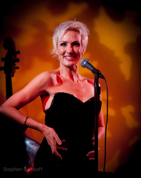 Photo Coverage: Amra-Faye Wright Plays Metropolitan Room Image