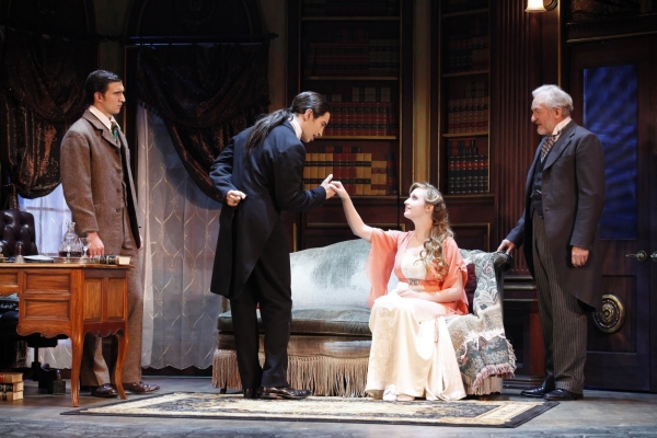 Photo Flash: Off-Broadway's DRACULA, Opens January 5 Image