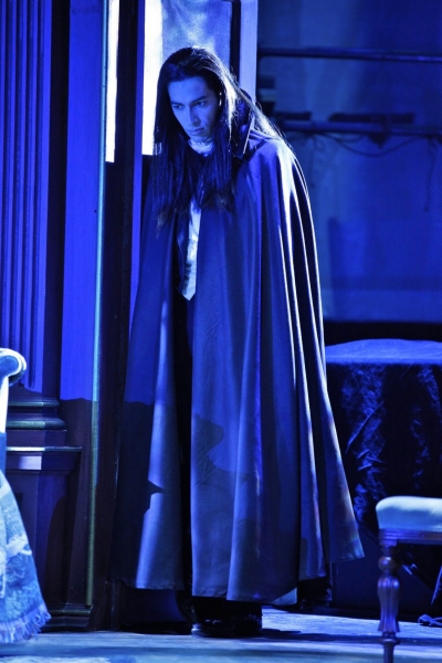 Photo Flash: Off-Broadway's DRACULA, Opens January 5 Image