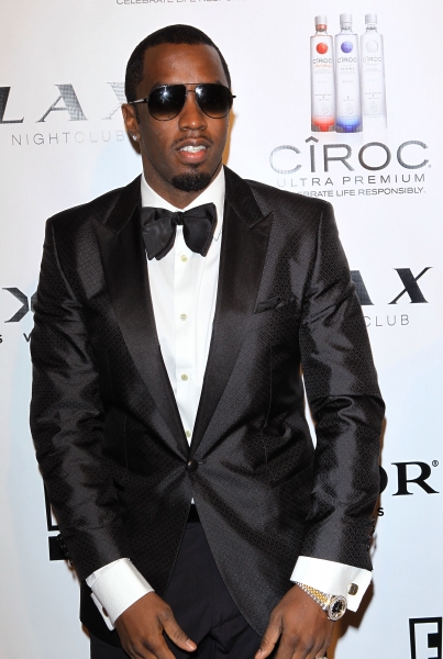 Photo Flash: Diddy Rings in the New Year at LAX Nightclub Image
