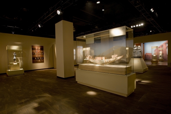 Photo Flash: King Tut Times Square Exhibition Image