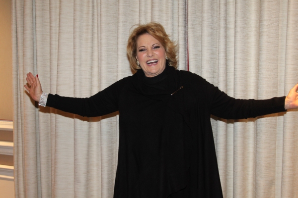 Photo Flash: Lorna Luft Opens at Feinsteins Image
