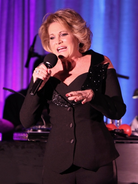 Photo Coverage: Lorna Luft Sings the Judy Garland Songbook at Feinstein's Image