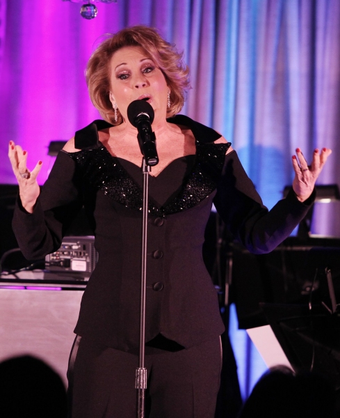 Photo Coverage: Lorna Luft Sings the Judy Garland Songbook at Feinstein's Image