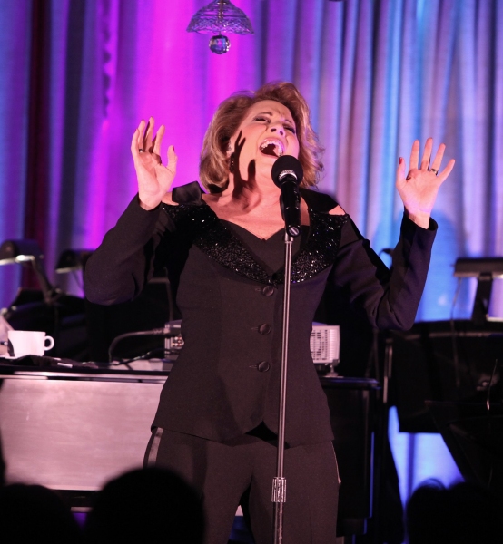 Photo Coverage: Lorna Luft Sings the Judy Garland Songbook at Feinstein's Image