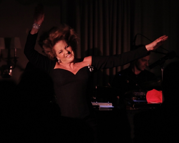 Photo Coverage: Lorna Luft Sings the Judy Garland Songbook at Feinstein's Image