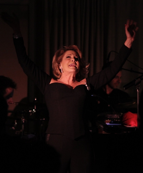 Photo Coverage: Lorna Luft Sings the Judy Garland Songbook at Feinstein's Image