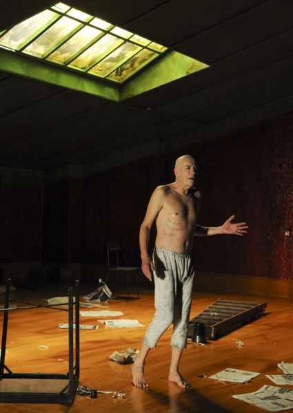 Photo Flash: Geoffrey Rush in BAM's DIARY OF A MADMAN Image