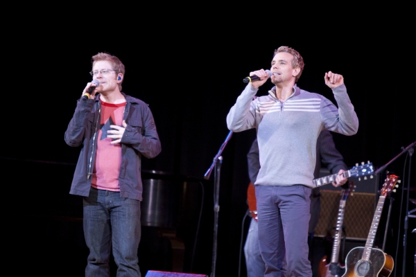 Photo Coverage: Rapp and Pascal Reunite at Town Hall Image