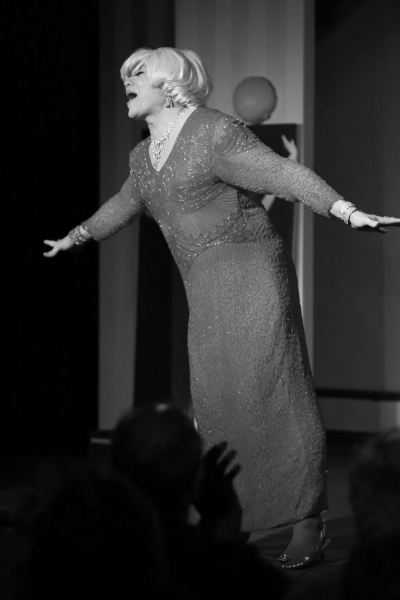Photo Coverage: Richard Skipper as 'Carol Channing' in Performance Image