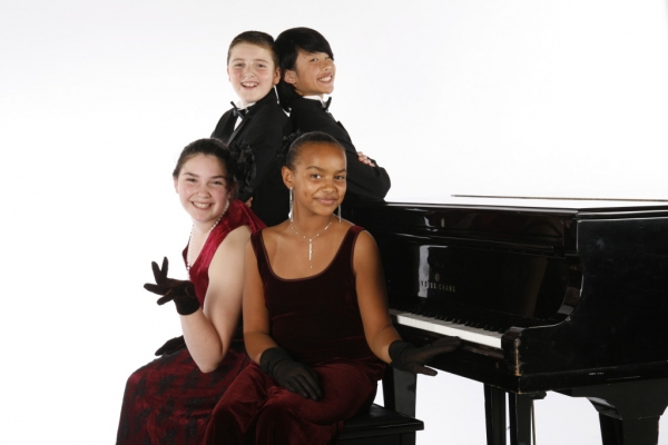 Tessa Nesbet, Ryan Doyle, Eric Cheung, Nasha Harris Santiago Photo