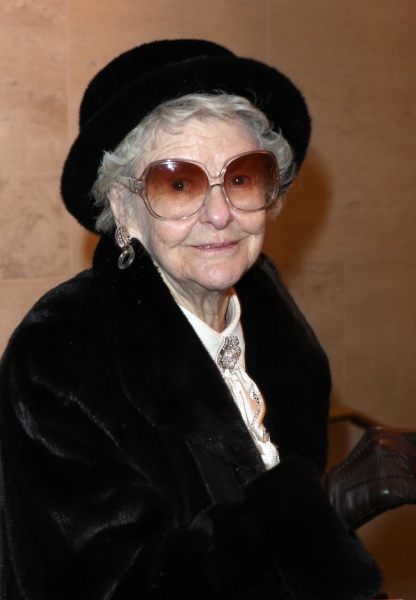 Photo Coverage: OTHER DESERT CITIES Arrivals Image
