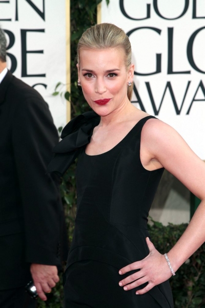 Photo Coverage: Golden Globe Awards Arrivals Image