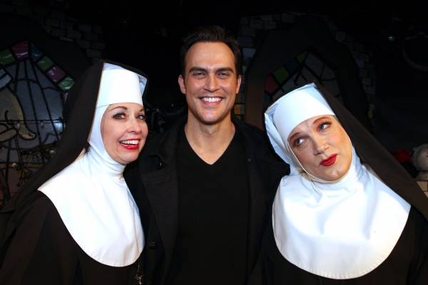 Cheyenne Jackson visits Julie Halston, Charles Busch & the cast of 'The Divine Sister Photo