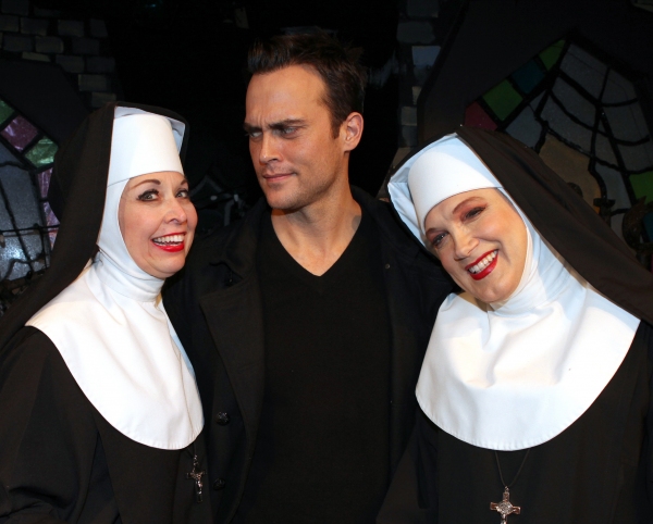 Cheyenne Jackson visits Julie Halston, Charles Busch & the cast of 'The Divine Sister Photo