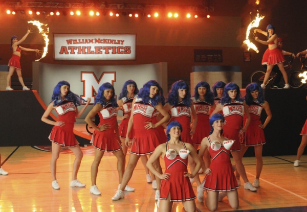 Photo Flash: First Look at GLEE's SUPER BOWL Episode! Image