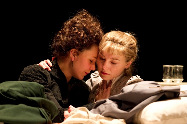 Photo Coverage: Gyllenhaal, Sarsgaard et al. in CSC's THREE SISTERS Image