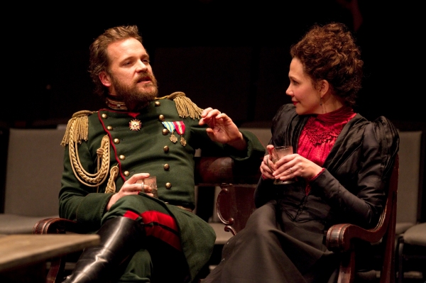Photo Coverage: Gyllenhaal, Sarsgaard et al. in CSC's THREE SISTERS Image