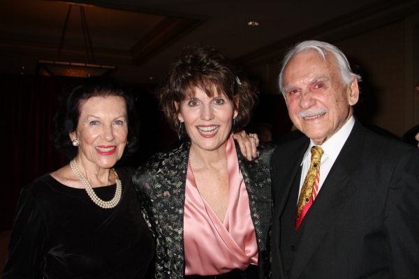 Photo Flash: Linda Purl Plays Feinstein's Image