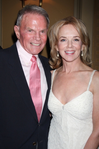 Photo Flash: Linda Purl Plays Feinstein's Image