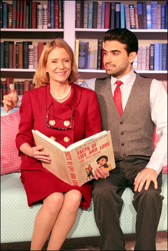Photo Flash: Mauricio Perez Joins Off-Broadway's MISS ABIGAIL'S GUIDE Image