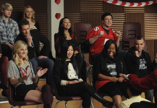 Photo Flash: First Look at GLEE's February 8 Valentine's Day Episode 