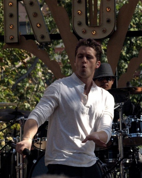 Photo Coverage: Matthew Morrison in Concert at the Grove Image
