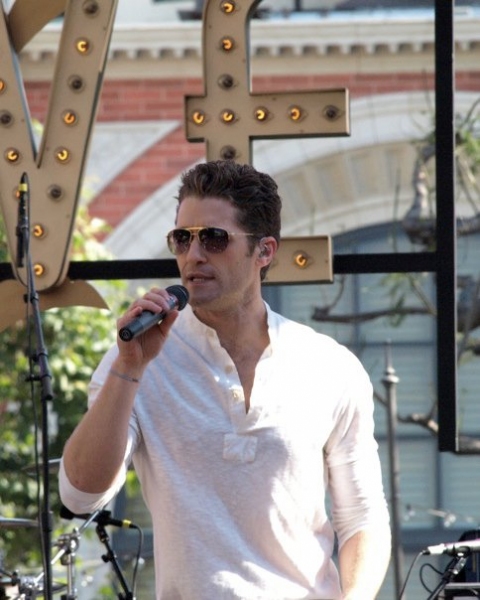 Photo Coverage: Matthew Morrison in Concert at the Grove Image