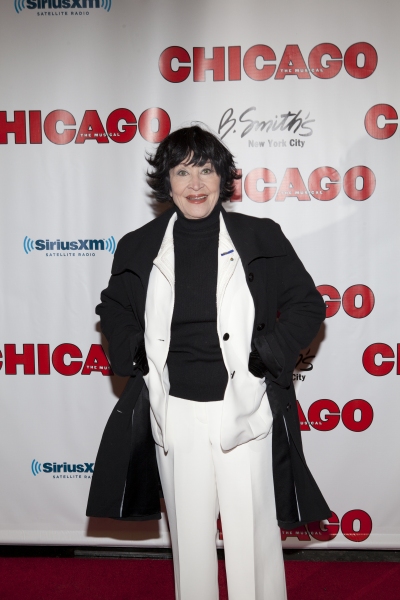 Photo Coverage: CHICAGO Celebrates Facebook Fan Day Image