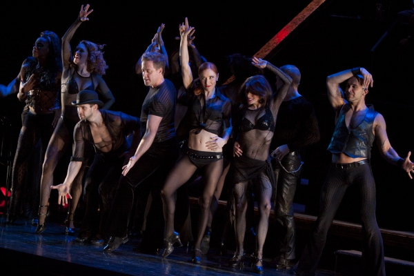 Photo Coverage: CHICAGO Celebrates Facebook Fan Day Image