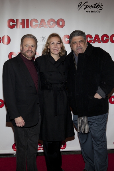 Photo Coverage: CHICAGO Celebrates Facebook Fan Day Image