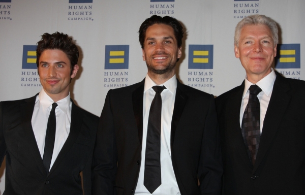 Photo Coverage: PRISCILLA, Ruffalo et al. Honor Moore at NY Human Rights Gala Image