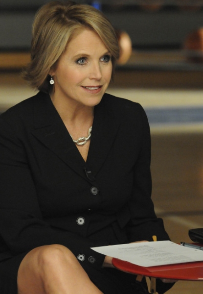 Photo Flash: Katie Couric & Jane Lynch on GLEE Image