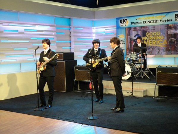 Photo Flash: RAIN Visits Good Morning America Image