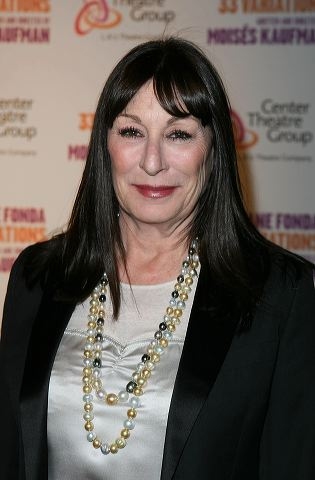 Anjelica Huston  Photo