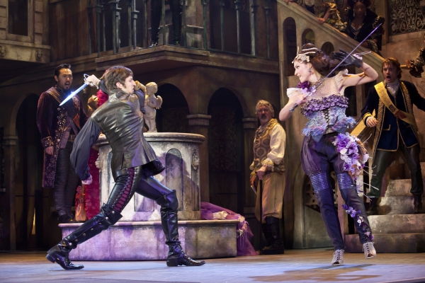 Photo Flash: DANGEROUS BEAUTY Opens at the Pasadena Playhouse Image