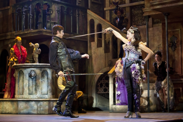 Photo Flash: DANGEROUS BEAUTY Opens at the Pasadena Playhouse Image