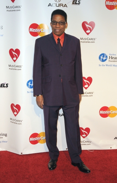 Photo Coverage: Barbra Streisand MusiCares Starry Red Carpet! Image