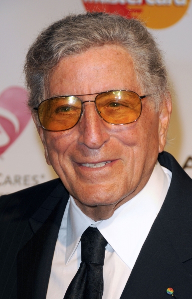 Tony Bennett at the 2011 MusiCares Person of the Year Tribute to Barbra Streisand Los Photo