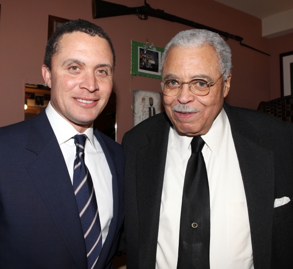 Photo Coverage Exclusive: Harold Ford Jr. visits James Earl Jones Image