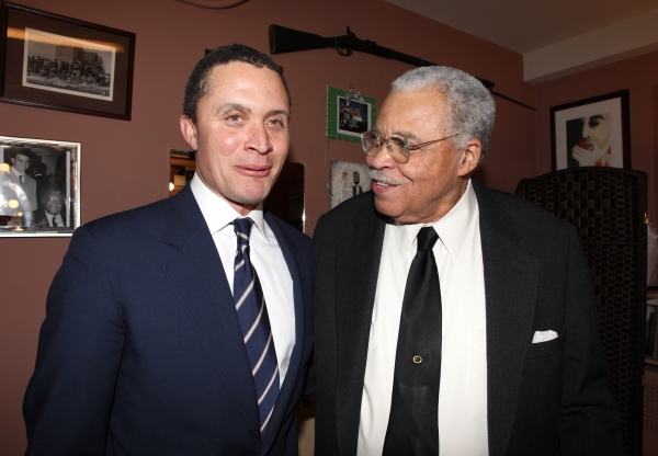 Photo Coverage Exclusive: Harold Ford Jr. visits James Earl Jones Image