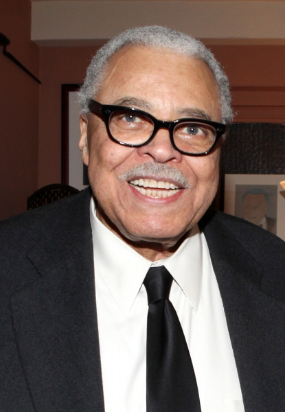 Photo Coverage Exclusive: Harold Ford Jr. visits James Earl Jones Image