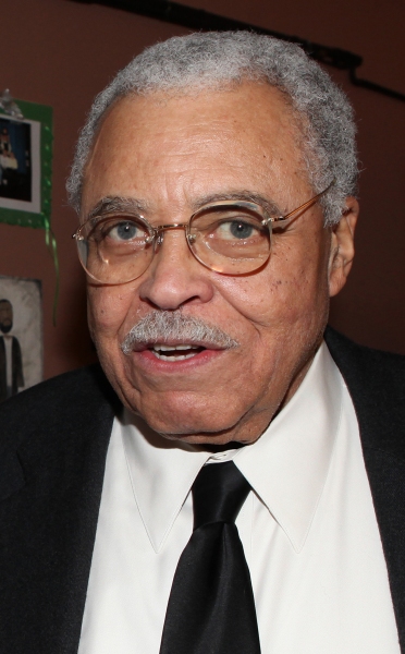 Photo Coverage Exclusive: Harold Ford Jr. visits James Earl Jones Image