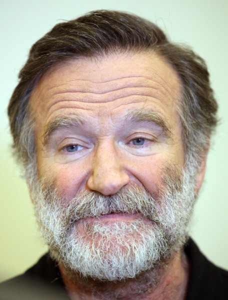 Photo Coverage: Robin Williams & BENGAL TIGER AT THE BAGHDAD ZOO Meet the Press! Image