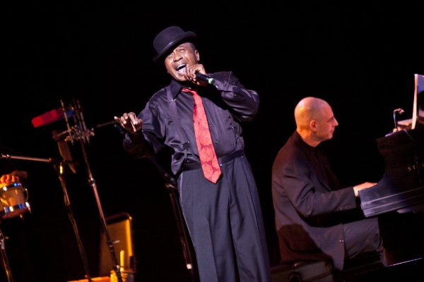 Photo Coverage: Ben Vereen Plays Town Hall & Celebrates Portrait Unveiling at Tony di Napoli's Image
