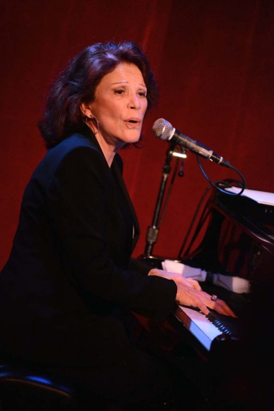 Photo Flash: Linda Lavin Plays Birdland Image