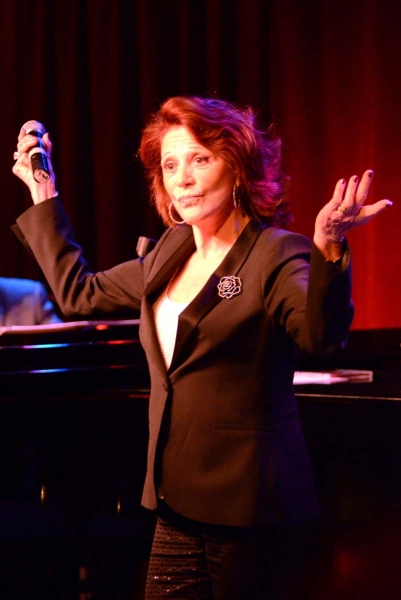 Photo Flash: Linda Lavin Plays Birdland Image